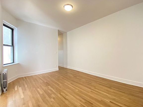 5th image of 218 E 11th St #9