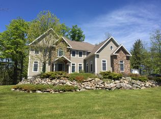 6 Settlers Rdg N, Malta, NY 12020