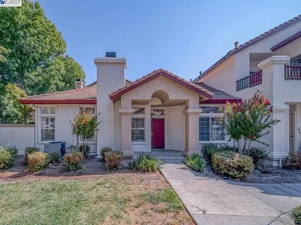 5656 Belleza Dr, Pleasanton, CA 94588