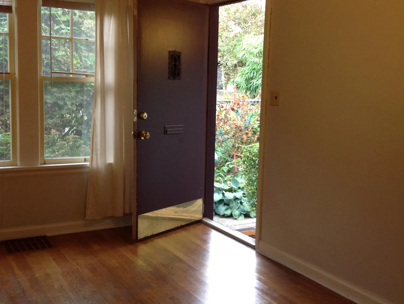 2374 NW Northrup St — Photo 1