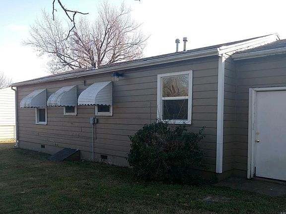 3rd image of 1811 E Xyler St