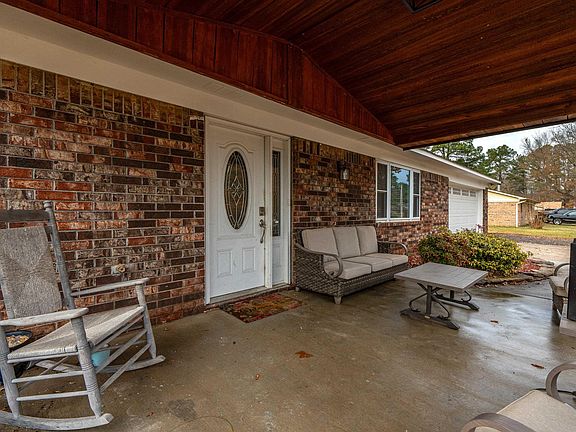 3rd image of 101 Teresa Ln
