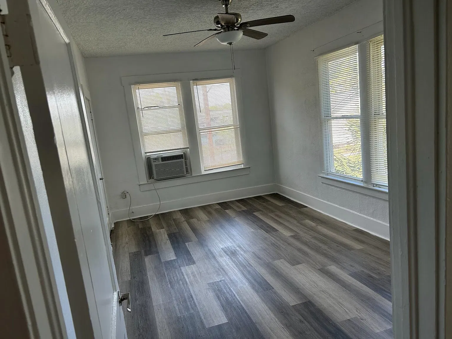 18th Street Apartments - 238 — Photo 4