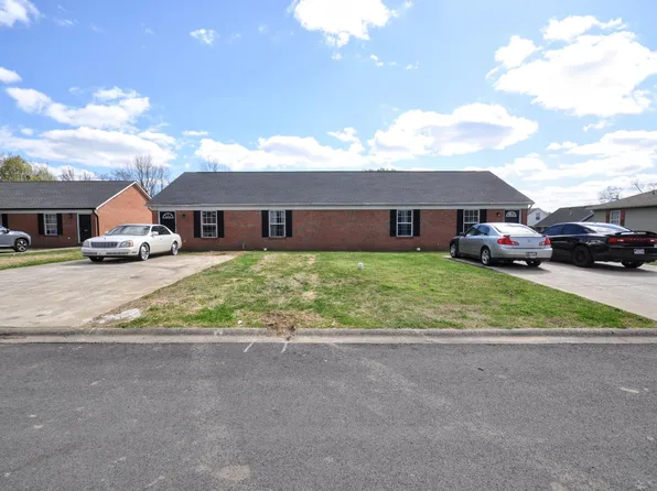 709 Bagwell Ct, Murray, KY 42071