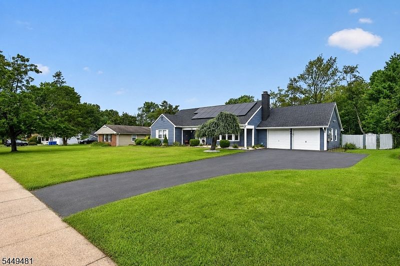 1st image of 62 Macafee Rd