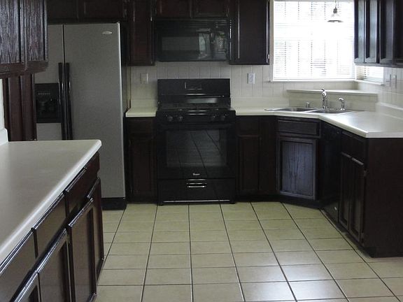 4th image of 4352 Loma Del Norte Dr