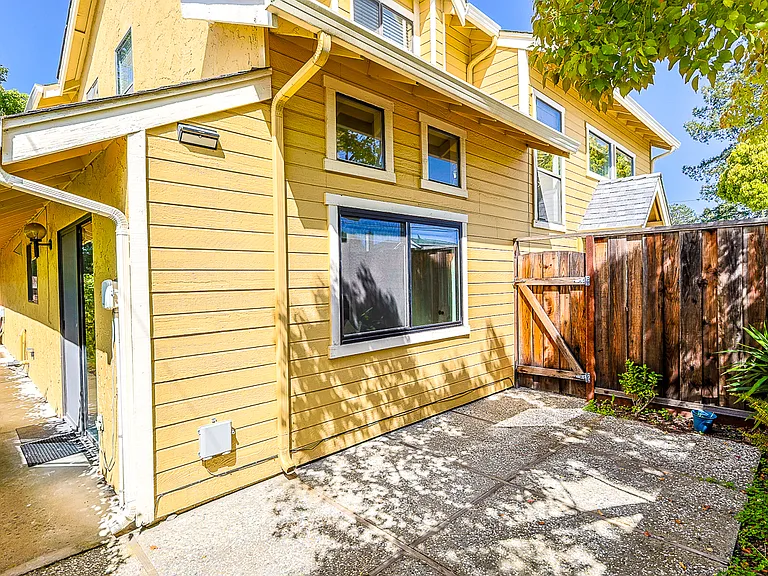 1207 Smith Ave — Photo 34