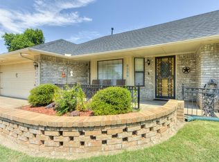 8209 NW 39th St, Bethany, OK 73008