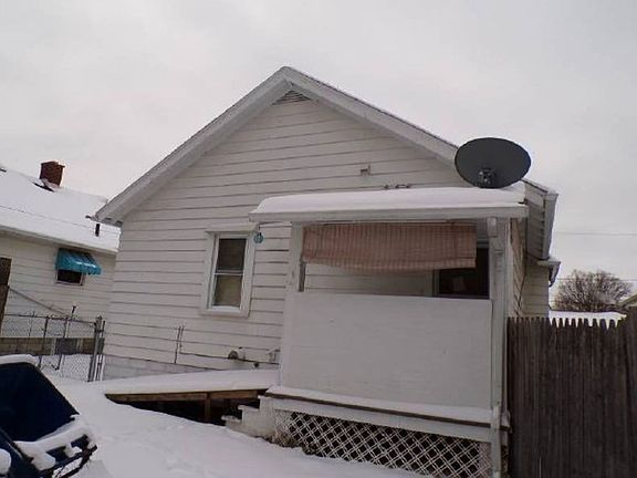 4th image of 1736 Marlow Rd