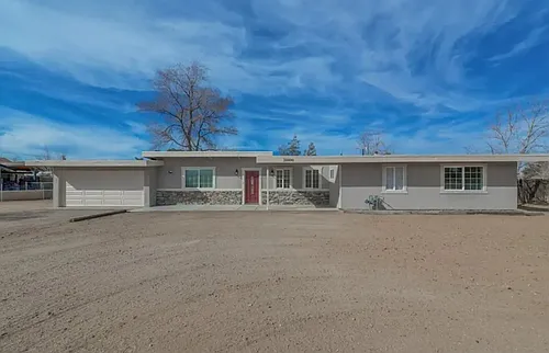 20800 Sholic Rd Photo 1