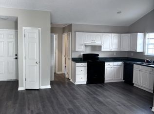 81 W Sellers St APT A, Jasper, GA 30143