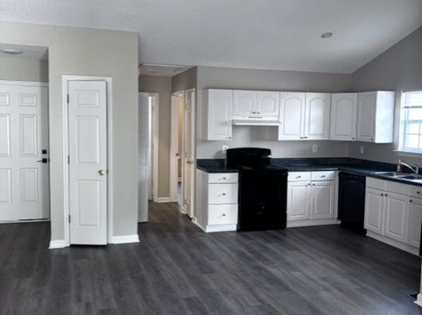 81 W Sellers St APT A