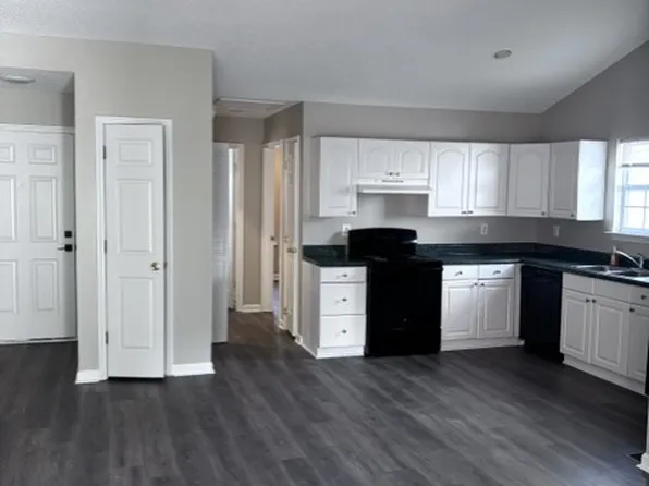 81 W Sellers St APT A, Jasper, GA 30143