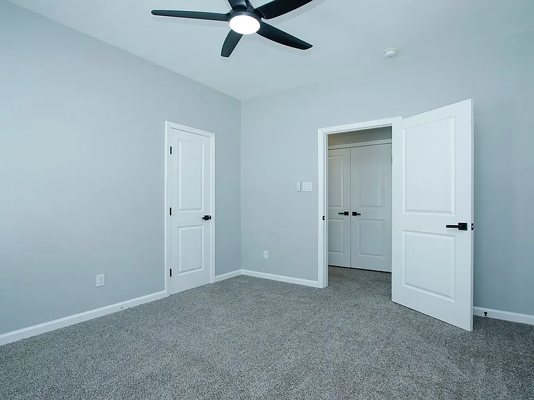 4337 Faulkner St — Photo 26