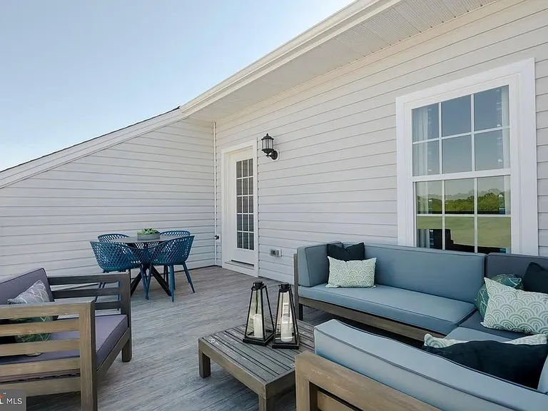 5764 Frederick Douglas Pl — Photo 12