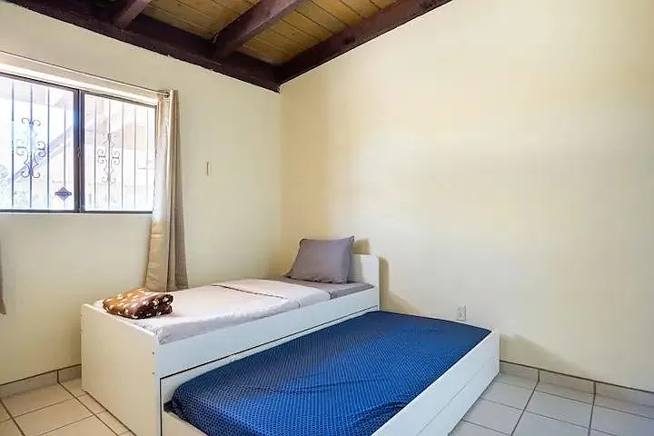 2401 N Jordan Dr — Photo 17
