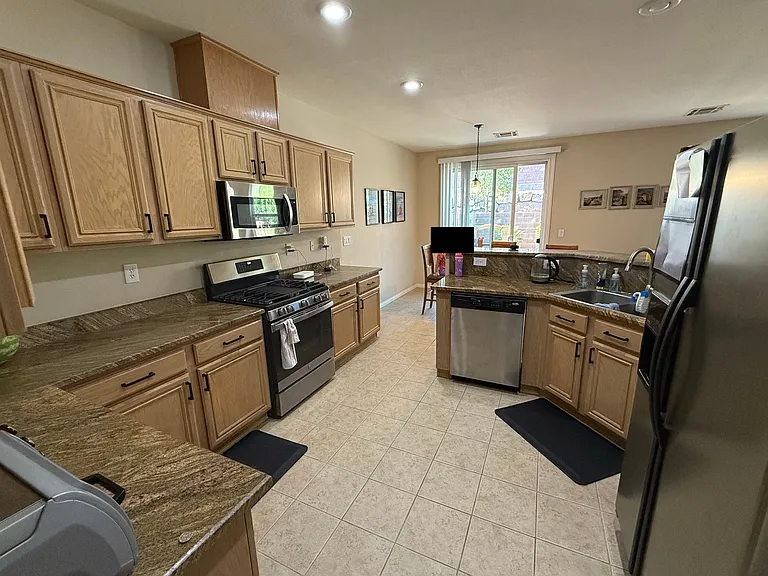 1351 Grass Creek Ave #1 — Photo 9