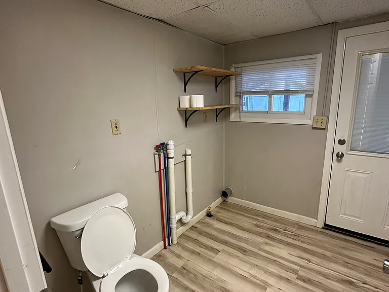 524 W Beardsley Ave #524 — Photo 6