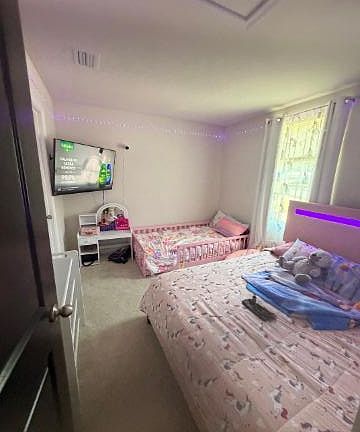 4th image of 25600 Linda Gale Ct