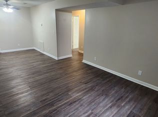 1057 N Main St APT 5, Arab, AL 35016