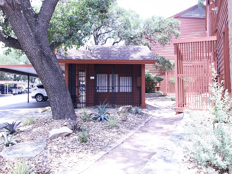 13018 Heimer Rd #210 — Photo 36