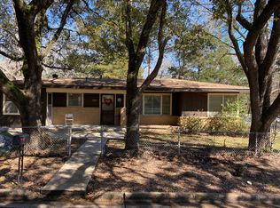 1010 Lennox Ave, Livingston, TX 77351