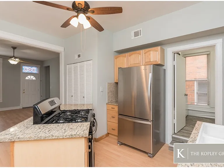 3110 N Racine Ave #2 — Photo 2