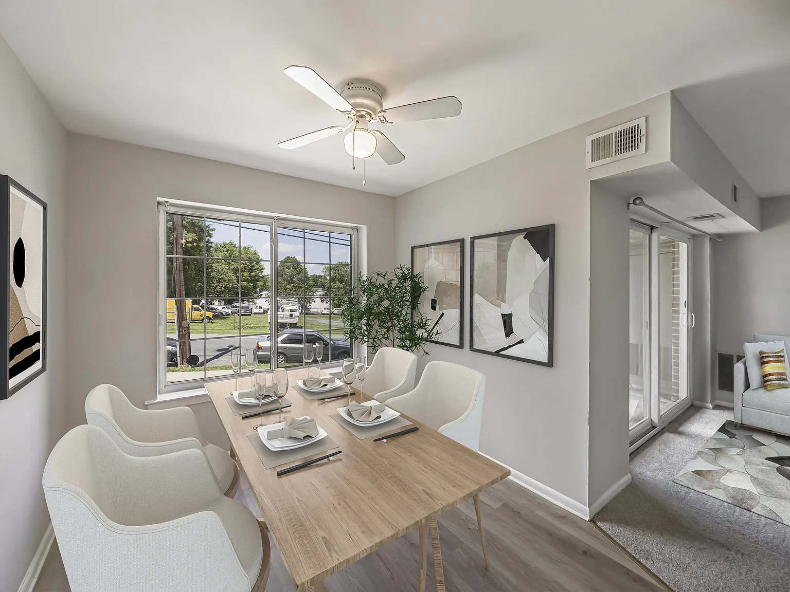Creekside Apartments — Photo 3