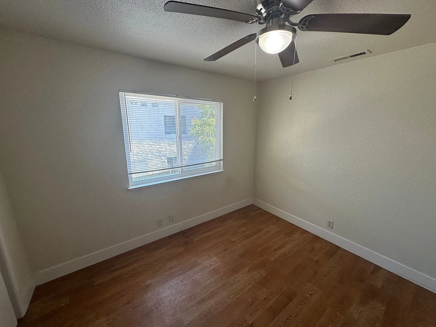 4 Lanterns Townhomes — Photo 3