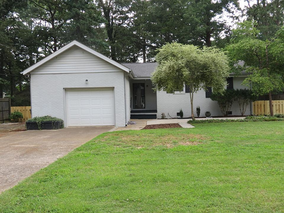 1st image of 503 Jeffery Dr NW