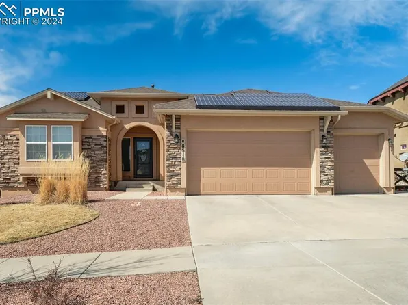 8518 Moorland Ln, Colorado Springs, CO 80927