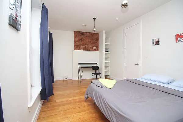 Rented by Nooklyn NYC LLC | media 32