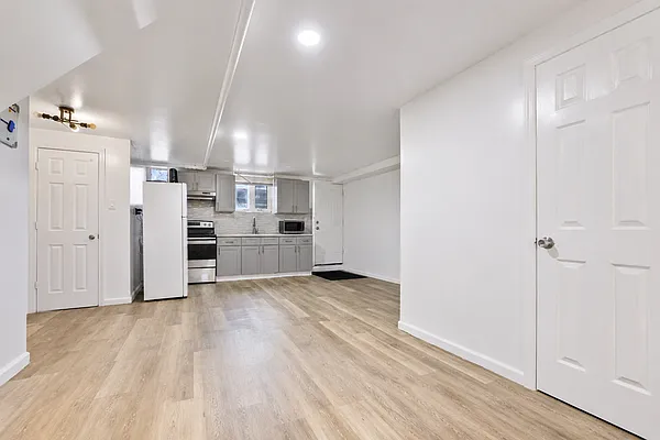 Kitchen, photo 2