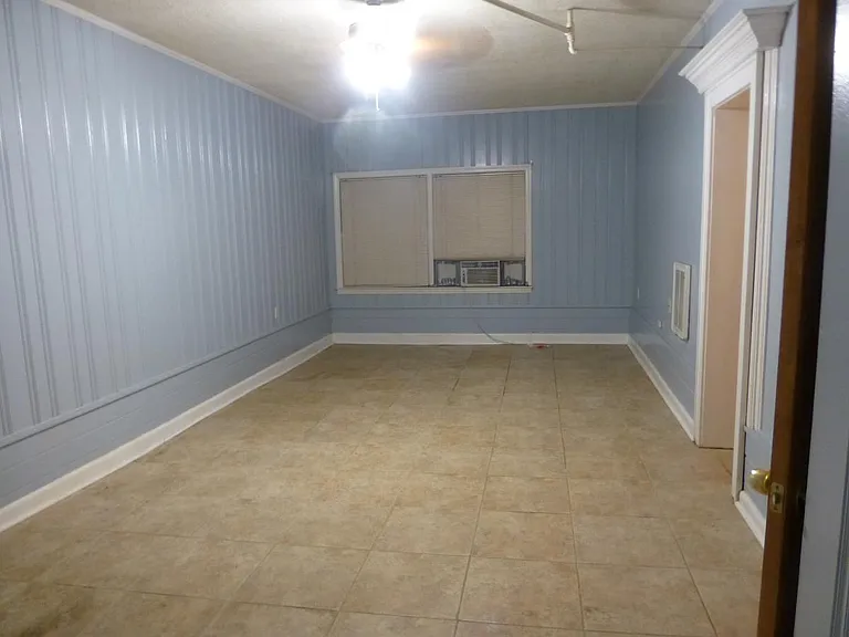 613 Densley Dr — Photo 4