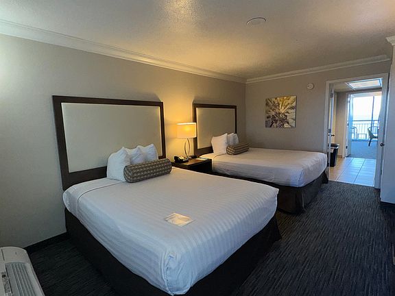 5th image of 1105 S Ocean Blvd. #1018