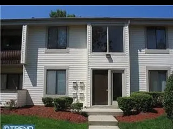 V6 Avon Dr, Hightstown, NJ