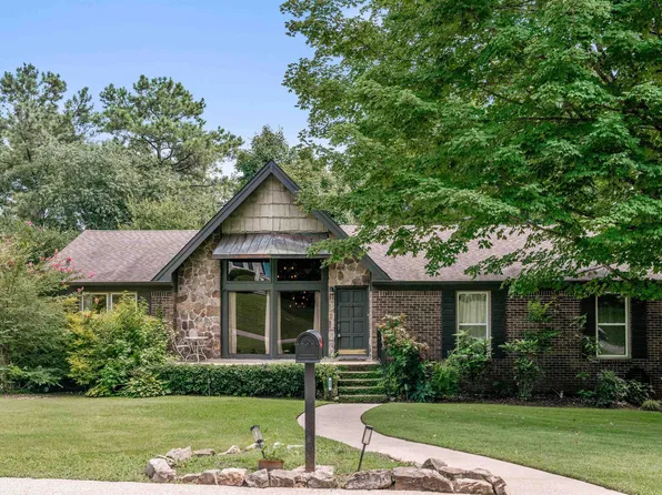 909 Autumn Chase Dr, Birmingham, AL 35206
