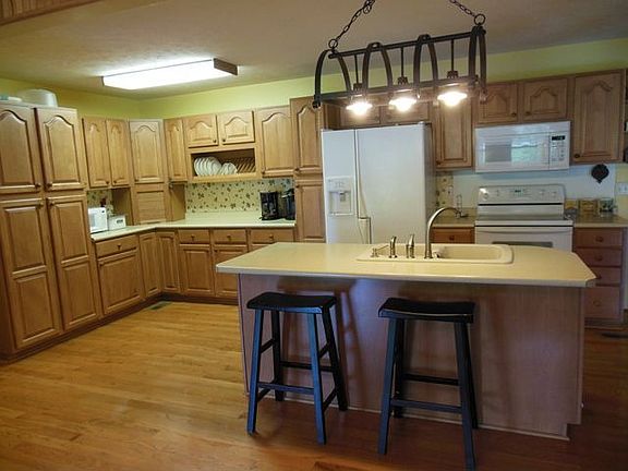Large Kitchen