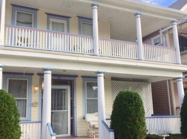 11 Bath Ave