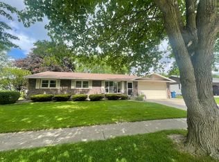 809 Stonewall Dr, Bourbonnais, IL