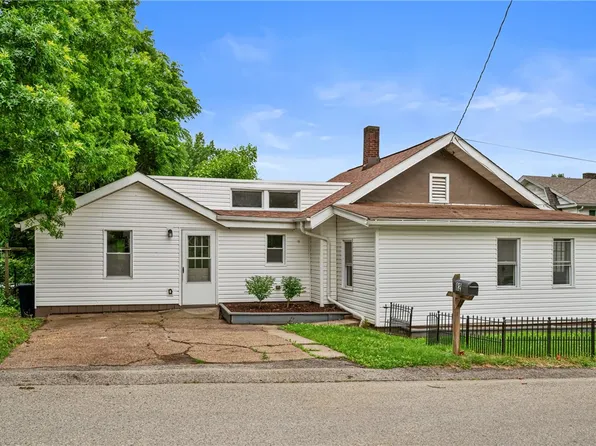 82 E Katherine Ave, Washington, PA 15301