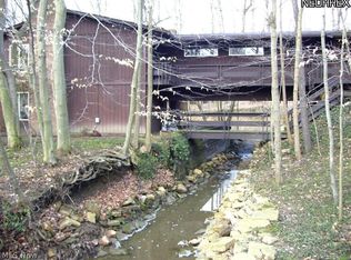 19651 Albion Rd, Strongsville, OH 44149