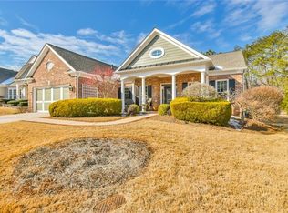 6404 Falling Water Ln, Hoschton, GA 30548