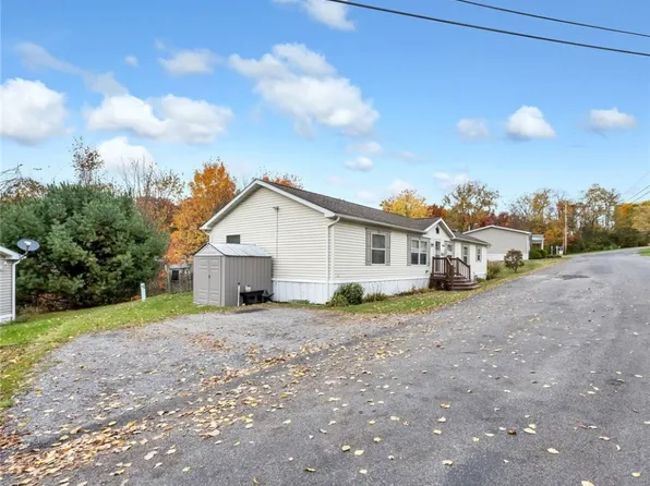 602 Deana Way, Rochester, PA 15074