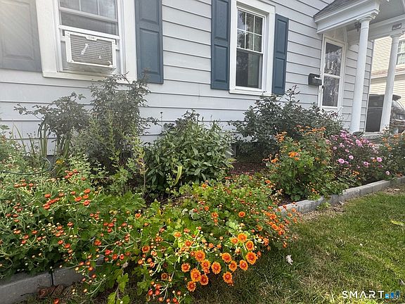 3rd image of 95 Hunting Hill Avenue