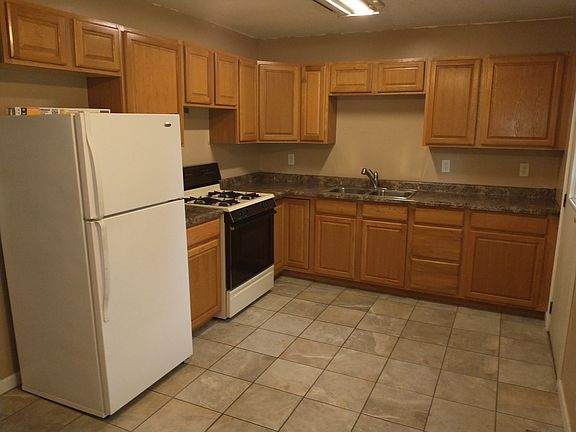 2nd image of 203 Saint Anthony St