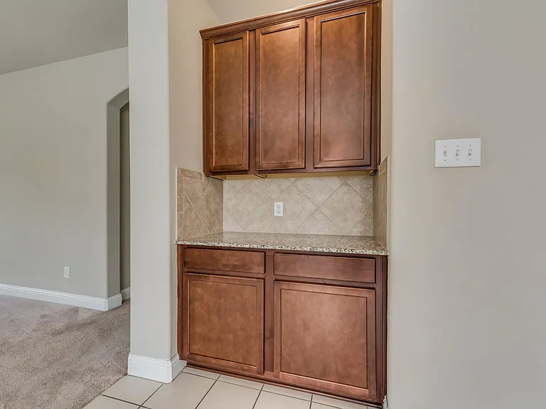 2028 Rosebury Ln — Photo 12