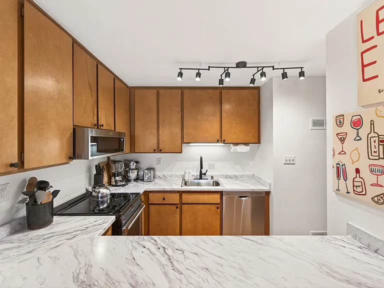 5101 N Lake Blvd #108 — Photo 14