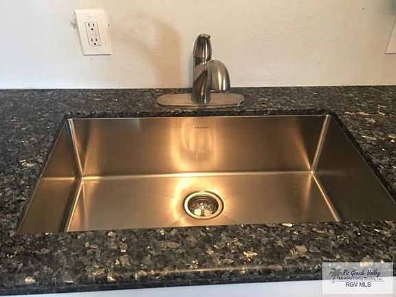 4th image of 18 Oliva Cir #8