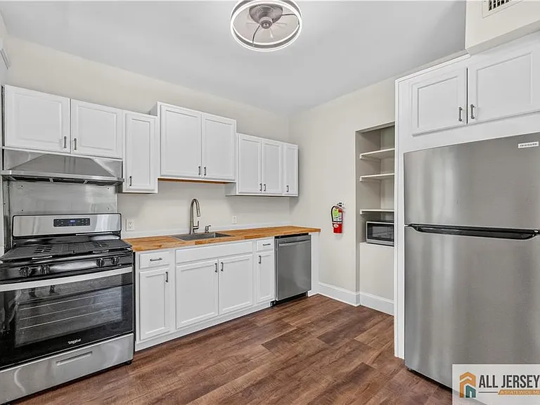1048 Prospect St #1048 — Photo 18